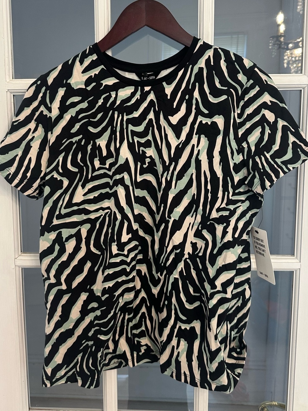 SAINT + SOFIA Women’s Zebra Print Short Sleeve Boyfriend Tee Size 4 NEW